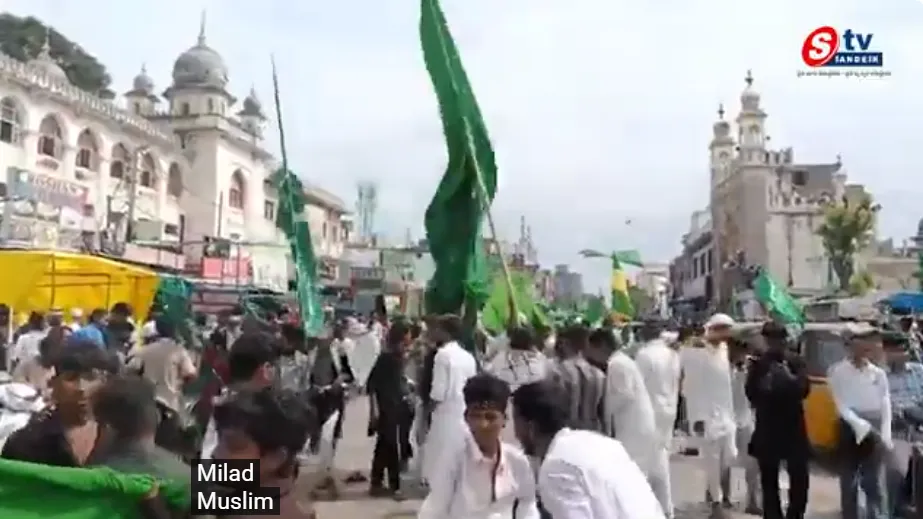 historic Charminar and Mecca Masjid in Hyderabad